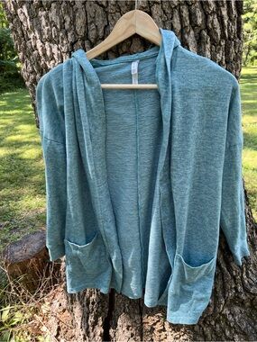 ⭐️Cozy Knit Hooded Cardigan in size S